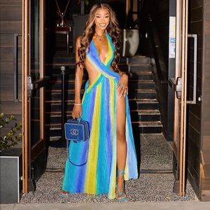 Turks & Caicos cross-cross backless maxi dress